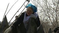 Томичи под народные песни убирали мусор на Воскресенской горе Томичи под народные песни убирали мусор на Воскресенской горе