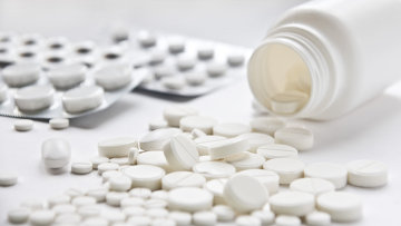 Таблетки. Архивное фото