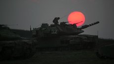 Израильские военные возле сектора Газа 21 июля 2014 Израильские военные возле сектора Газа 21 июля 2014