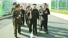 Кадры первого публичного появления Ким Чен Ына после слухов о его болезни Кадры первого публичного появления Ким Чен Ына после слухов о его болезни