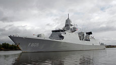 Корабль ВМС Нидерландов Evertsen. Архивное фото Корабль ВМС Нидерландов Evertsen. Архивное фото