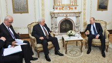 Президент РФ В.Путин встретился с президентом Палестины М. Аббасом Президент РФ В.Путин встретился с президентом Палестины М. Аббасом