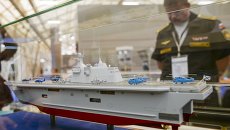 Макет десантного корабля Прибой на торжественном открытии Международного военно-технического форума Армия-2015 Макет десантного корабля Прибой на торжественном открытии Международного военно-технического форума Армия-2015