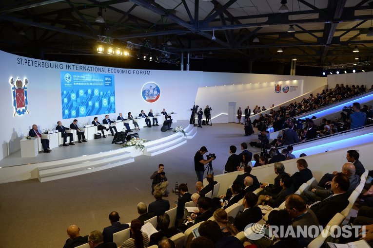 Деловой форум ШОС в рамках ПМЭФ Деловой форум ШОС в рамках ПМЭФ