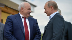 Глава Республики Хакасия Виктор Зимин и президент России Владимир Путин. Архивное фото Глава Республики Хакасия Виктор Зимин и президент России Владимир Путин. Архивное фото
