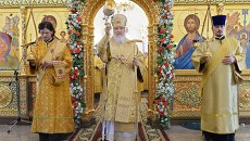 Патриарх Московский и всея Руси Кирилл во время освящения Богоявленского собора в Новом Уренгое Патриарх Московский и всея Руси Кирилл во время освящения Богоявленского собора в Новом Уренгое