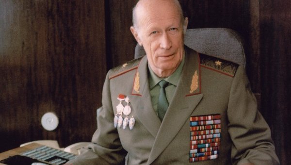 Картинки по запросу генерал-майор Юрий Дроздов