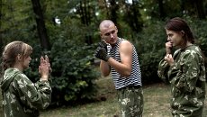 Военно-патриотический клуб для молодежи Доброволец в Луганске Военно-патриотический клуб для молодежи Доброволец в Луганске