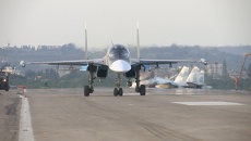 Операция в Сирии: Су-24 на авиабазе и заявление представителя ВКС РФ Операция в Сирии: Су-24 на авиабазе и заявление представителя ВКС РФ