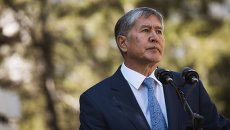 Президент Киргизии Алмазбек Атамбаев. Архивное фото Президент Киргизии Алмазбек Атамбаев. Архивное фото