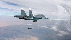 Истребитель-бомбардировщик Су-34 во время нанесения авиаударов в провинциях Ракка и Алеппо Истребитель-бомбардировщик Су-34 во время нанесения авиаударов в провинциях Ракка и Алеппо