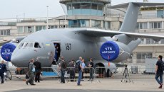 Украинский военно-транспортный самолет Ан-178 на 51-м международном парижском авиасалоне Paris Air Show - Le Bourget 2015 Украинский военно-транспортный самолет Ан-178 на 51-м международном парижском авиасалоне Paris Air Show - Le Bourget 2015