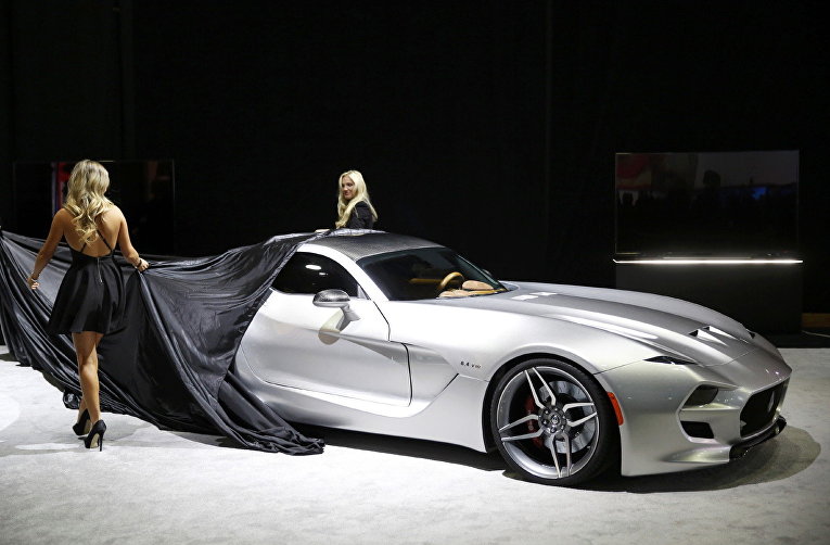 Автомобиль Fisker V10 Force 1 на автосалоне в Детройте, США Автомобиль Fisker V10 Force 1 на автосалоне в Детройте, США