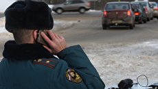 Сотрудник МЧС на трассе Сотрудник МЧС на трассе
