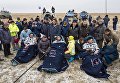 Экипаж МКС после приземления в Казахстане Экипаж МКС после приземления в Казахстане