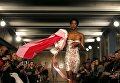 Модель на показе Lisbon Fashion Week 2016 в Португалии Модель на показе Lisbon Fashion Week 2016 в Португалии