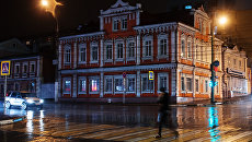 Пересечение улиц Фрунзе и Первомайской в Липецке. Архивное фото Пересечение улиц Фрунзе и Первомайской в Липецке. Архивное фото