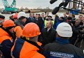 Президент России Владимир Путин во время посещения строительной площадки транспортного перехода через Керченский пролив на острове Тузла Президент России Владимир Путин во время посещения строительной площадки транспортного перехода через Керченский пролив на острове Тузла