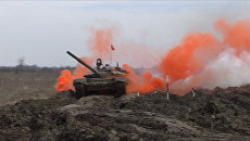Экипажи Т-72 и Т-90А уничтожили цели на Танковом биатлоне-2016 Экипажи Т-72 и Т-90А уничтожили цели на Танковом биатлоне-2016