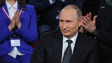 Президент России Владимир Путин принимает участие в работе III Медиафорума Общероссийского народного фронта Президент России Владимир Путин принимает участие в работе III Медиафорума Общероссийского народного фронта