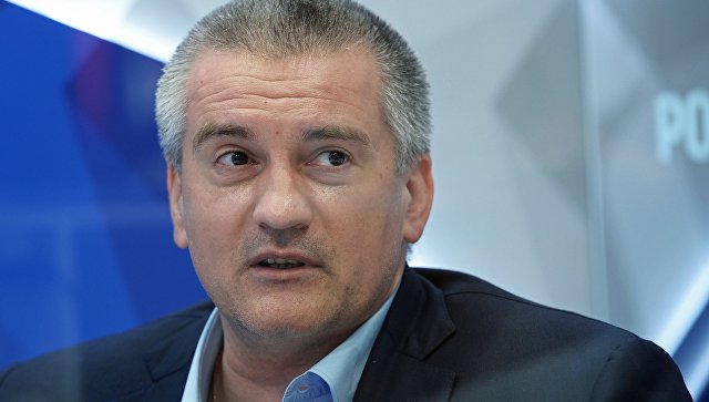 Аксенов предложил ввести госрегулирование цен в Крыму