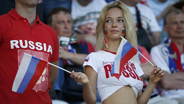 russkie-v-gruppovoe-porno-spyashie-na-kameru