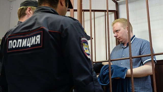 Суд продлил срок ареста главы РАО Федотова по делу о мошенничестве
