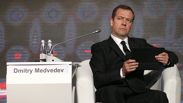 Премьер-министр РФ Д. Медведев на VII Международной промышленной выставке Иннопром в Екатеринбурге