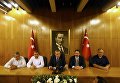 Президент Турции Реджеп Эрдоган на экстренной пресс-конференции. 16 июля 2016 Президент Турции Реджеп Эрдоган на экстренной пресс-конференции. 16 июля 2016