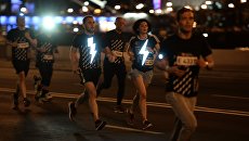 Участники ночного забега 2016 в Москв Участники ночного забега 2016 в Москв