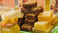 Продукция пчеловодства . Архивное фото Продукция пчеловодства . Архивное фото