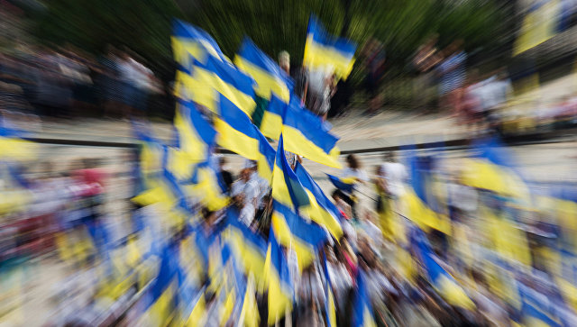 Европейские биржи снижаются на корпоративных новостях