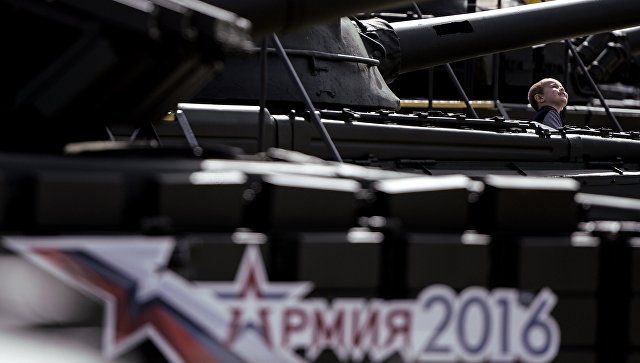 Минобороны в ходе "Армии-2016" заключило контракты на 130 млрд рублей