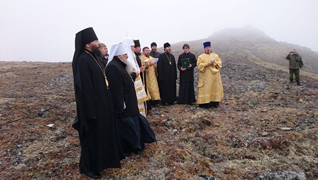 Патриарх Кирилл совершил "крестный ход" по отдаленным регионам России