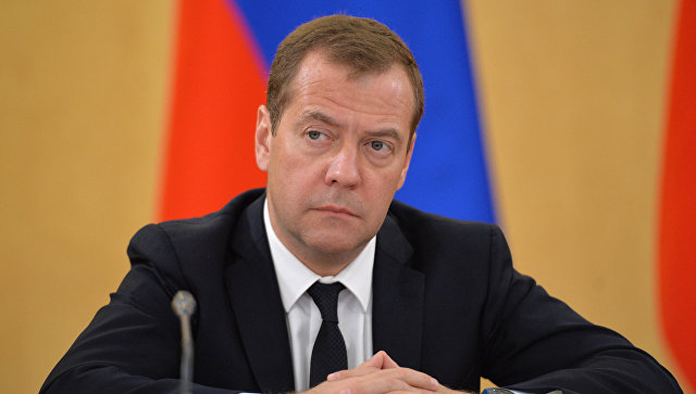 Медведев поручил скорректировать подход к субсидиям регионам для АПК