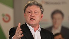 Председатель Федерального политического комитета партии Яблоко Григорий Явлинский. Архивное фото Председатель Федерального политического комитета партии Яблоко Григорий Явлинский. Архивное фото