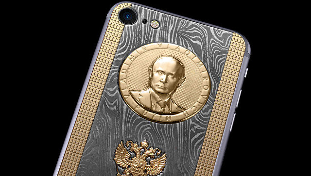 Ко дню рождения Путина вышел смартфон с его барельефом