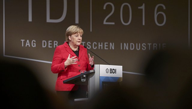 Канцлер Германии Ангела Меркель во время выступления на Дне немецкой промышленности-2016 в Берлине. 6 октября 2016