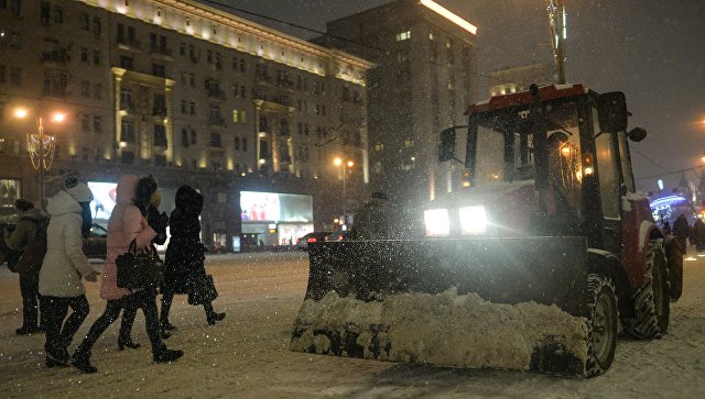 Власти Москвы просят водителей строго соблюдать ПДД из-за ухудшения погоды