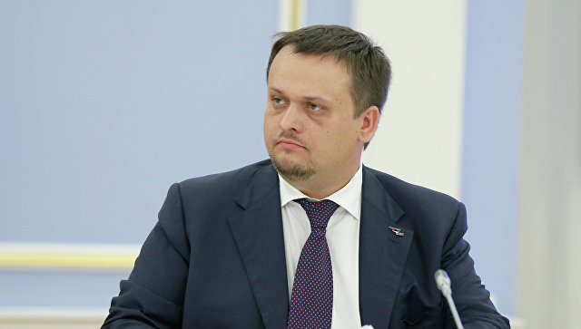 Никитин рассказал о переводе государственных услуг в электронный вид