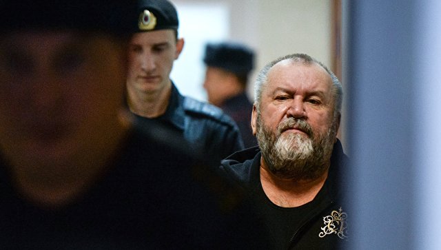 Обвиняемого в вымогательстве бизнесмена Щукина отправили под домашний арест