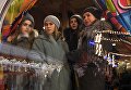 Посетители на открытии ГУМ-Катка на Красной площади Посетители на открытии ГУМ-Катка на Красной площади