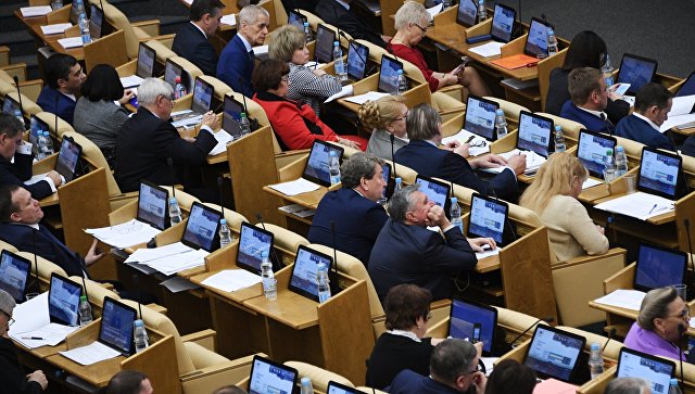 Госдума согласует новый график отпусков депутатов с Совфедом