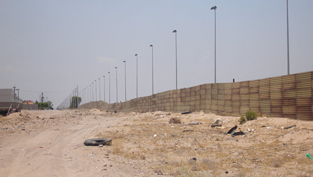 МИД Мексики заявил, что США не заставят страну платить за стену на границе