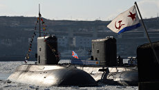 Дизельная подводная лодка Комсомольск-на-Амуре проекта 877 Палтус во время торжественной церемонии ввода в боевой строй Тихоокеанского флота после ремонта и модернизации Дизельная подводная лодка Комсомольск-на-Амуре проекта 877 Палтус во время торжественной церемонии ввода в боевой строй Тихоокеанского флота после ремонта и модернизации