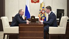 Президент РФ Владимир Путин и временно исполняющий обязанности губернатора Пермского края Максим Решетников. 6 февраля 2017 Президент РФ Владимир Путин и временно исполняющий обязанности губернатора Пермского края Максим Решетников. 6 февраля 2017