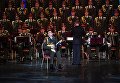 Солист Константин Игнатьев во время выступления нового состава ансамбля песни и пляски Российской армии имени А. В. Александрова в Центральном академическом театре Российской армии в Москве Солист Константин Игнатьев во время выступления нового состава ансамбля песни и пляски Российской армии имени А. В. Александрова в Центральном академическом театре Российской армии в Москве