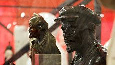 Выставка LENIN. Образ вождя в Приморском государственном объединенном музее имени В.К. Арсеньева во Владивостоке Выставка LENIN. Образ вождя в Приморском государственном объединенном музее имени В.К. Арсеньева во Владивостоке