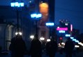 Фонари на пешеходной улице Вайнера в городе Екатеринбурге, горящие синим цветом в рамках международной акции Зажги синим Фонари на пешеходной улице Вайнера в городе Екатеринбурге, горящие синим цветом в рамках международной акции Зажги синим