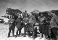 Руководитель и пилоты самолетов экспедиции Северный Полюс-1 Руководитель и пилоты самолетов экспедиции Северный Полюс-1